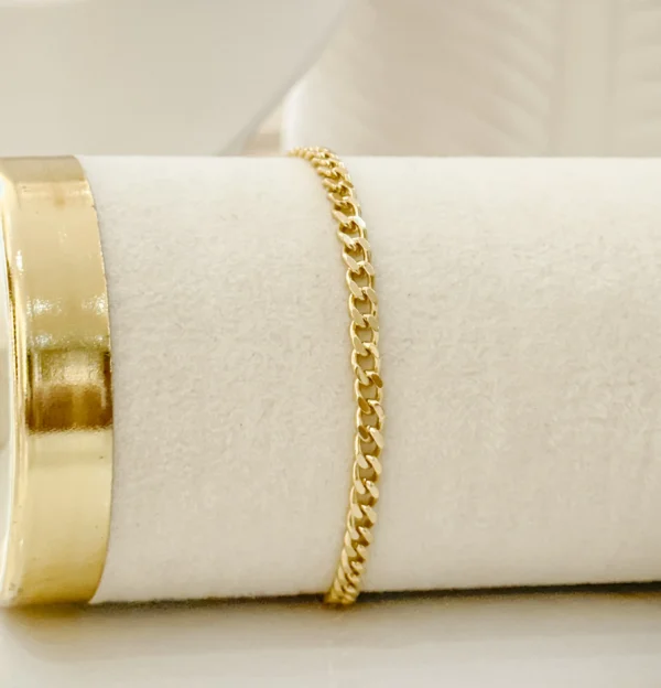 050349e5d6d5afbb645917b3e5308d99_photo-1.webp Cuban Plus