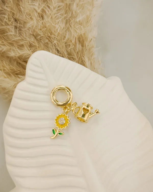 138bb58d5e86b3d749fa6e173177f457_photo.webp Pandora Girasol