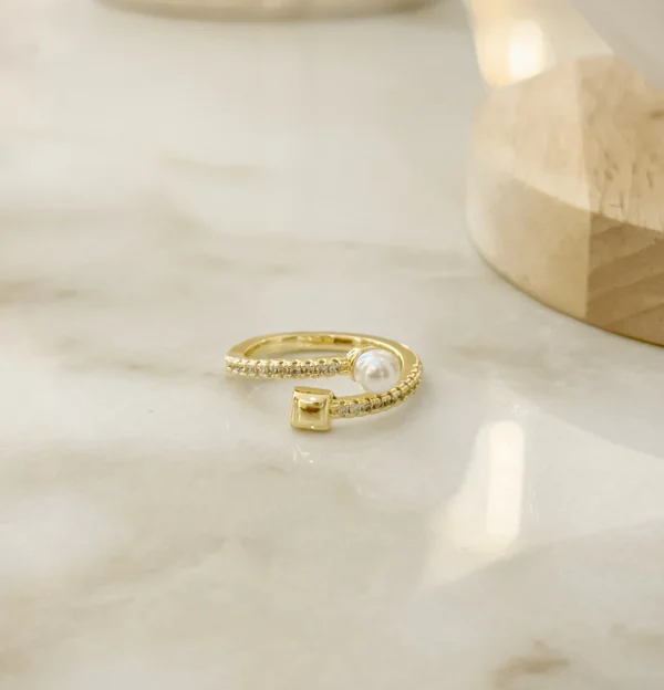 165fb893f0364fe5e31b8d9b395f4ee3_photo-1.webp Mini Pearl