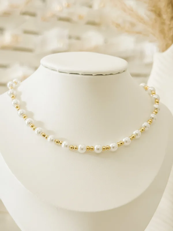 93b1f7f1a30792b1c7cf69cc081c6ba3_photo-1.webp Golden Patri