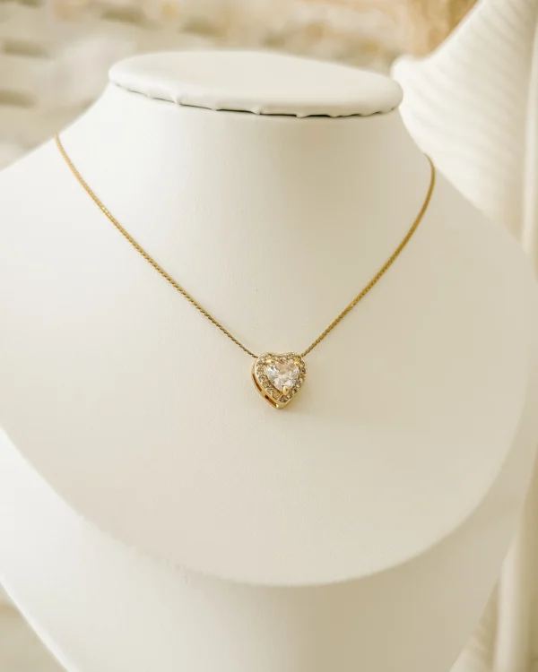 9af60733ecdbd5ff00cec7c08e61e88a_photo-1.webp Valentina Cristal