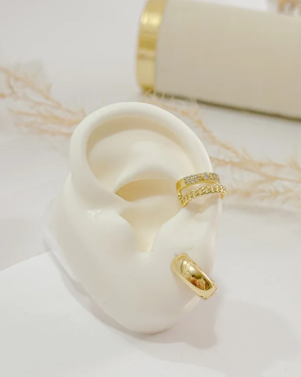 cc0833d6aae17cd86c4910e8b8b5f950_photo-1.webp Astra Earcuff