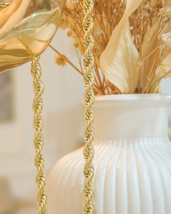 e073b0164d7b6838c7a67e4cd9a17856_photo-1.webp Cadena Lazo 4mm