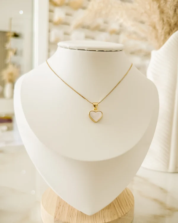 e6dc01fdf3d59695cb0aa7841bab56a3_photo-1.webp Angeline